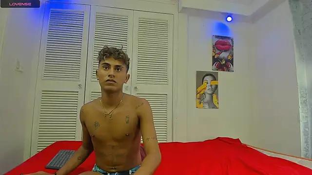 Teen sex cams free adult cams: check-out the satisfaction of conversing and c2c with our stunning models, who will teach you all about seduction and dreams with their smoking hot shapes.