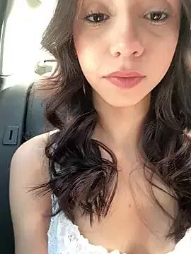 Photos of PettyCloeh from StripChat is Freechat