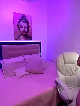 pink_maddy from StripChat is Freechat