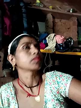 Pinki_yadavni from StripChat is Freechat