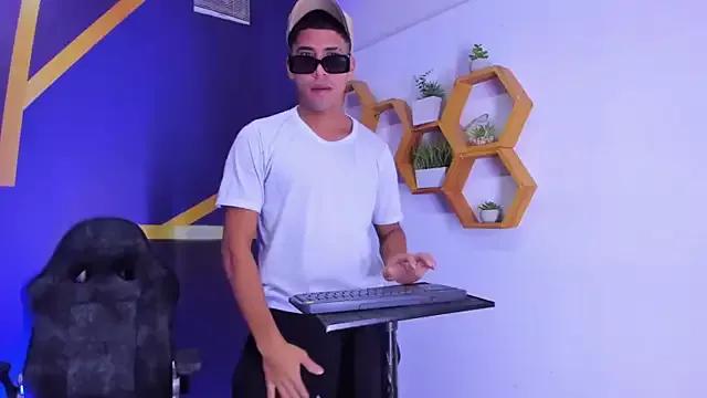 Teen sex cams free adult cams: check-out the satisfaction of conversing and c2c with our stunning models, who will teach you all about seduction and dreams with their smoking hot shapes.