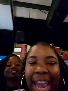 ppinkstarr from StripChat is Freechat