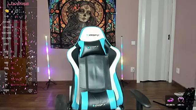 Teen sex cams free adult cams: check-out the satisfaction of conversing and c2c with our stunning models, who will teach you all about seduction and dreams with their smoking hot shapes.