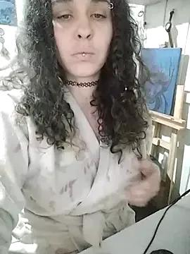 Queenyyy from StripChat is Freechat