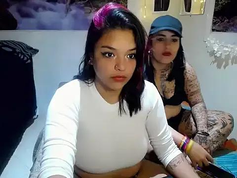 Quint_Mia_Hottie from StripChat is Freechat