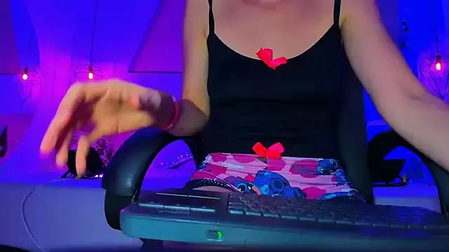 Teen sex cams free adult cams: check-out the satisfaction of conversing and c2c with our stunning models, who will teach you all about seduction and dreams with their smoking hot shapes.