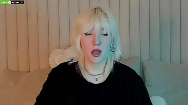 RachelCart from StripChat is Freechat