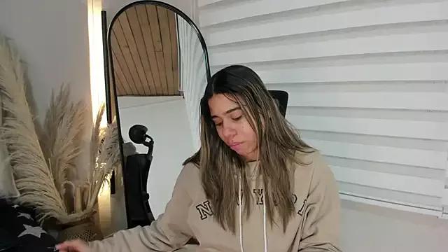 Teen sex cams free adult cams: check-out the satisfaction of conversing and c2c with our stunning models, who will teach you all about seduction and dreams with their smoking hot shapes.