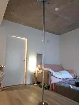 RaisingDaisy from StripChat is Freechat