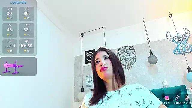 Rebeca_xs from StripChat is Freechat