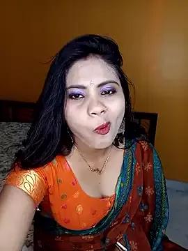 RedQQueen from StripChat is Freechat
