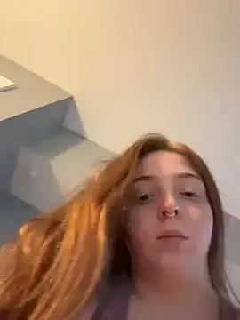 RedRubyRed from StripChat is Freechat