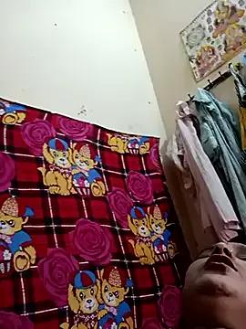 reemacouple007 from StripChat is Freechat