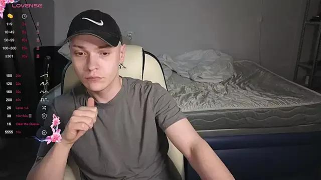 reflex_blue from StripChat is Freechat