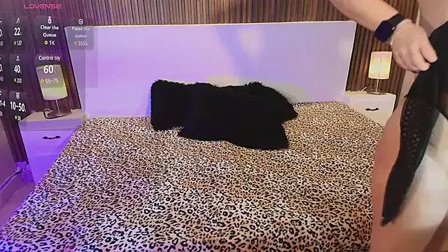 RenataCors from StripChat is Freechat