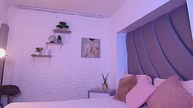 Teen sex cams free adult cams: check-out the satisfaction of conversing and c2c with our stunning models, who will teach you all about seduction and dreams with their smoking hot shapes.