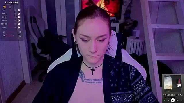 RetroMarie from StripChat is Freechat