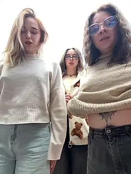 Teen sex cams free adult cams: check-out the satisfaction of conversing and c2c with our stunning models, who will teach you all about seduction and dreams with their smoking hot shapes.
