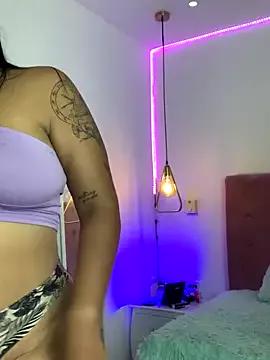 Rose_monroee from StripChat is Freechat