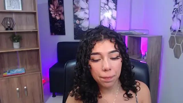 roseefancy from StripChat is Freechat