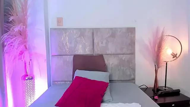 RossieWalker from StripChat is Freechat