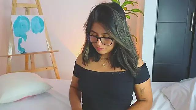 Rossiie_Smith from StripChat is Freechat