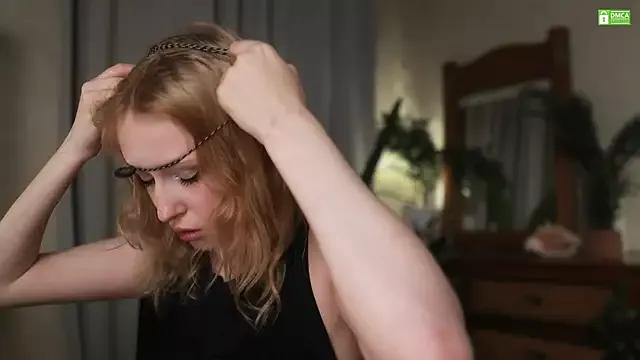 rosy_petal from StripChat is Freechat
