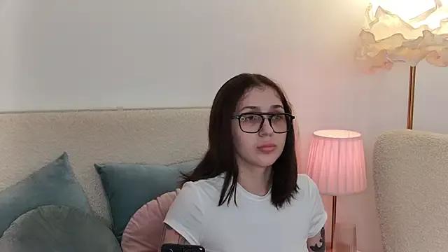 RubyStones__ from StripChat is Freechat