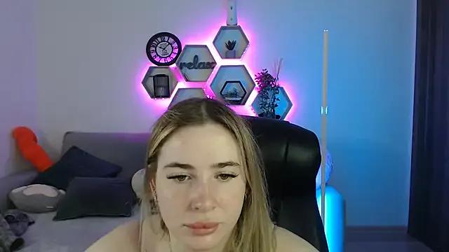 Teen sex cams free adult cams: check-out the satisfaction of conversing and c2c with our stunning models, who will teach you all about seduction and dreams with their smoking hot shapes.
