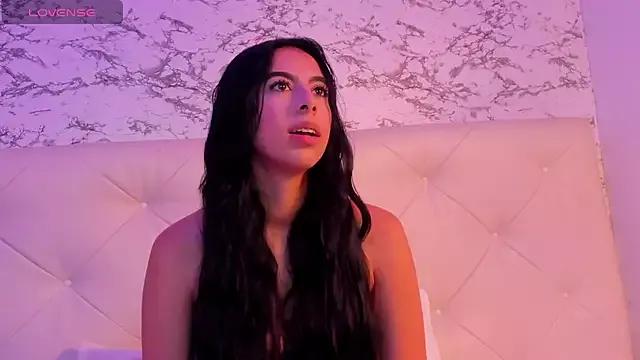 SaloGomez from StripChat is Freechat
