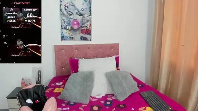 Teen sex cams free adult cams: check-out the satisfaction of conversing and c2c with our stunning models, who will teach you all about seduction and dreams with their smoking hot shapes.