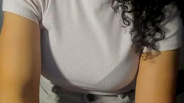 Sami_Hotie1 from StripChat is Freechat
