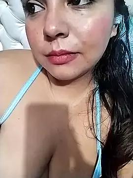 SamiBoobsxx from StripChat is Freechat