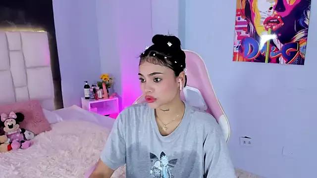 Teen sex cams free adult cams: check-out the satisfaction of conversing and c2c with our stunning models, who will teach you all about seduction and dreams with their smoking hot shapes.