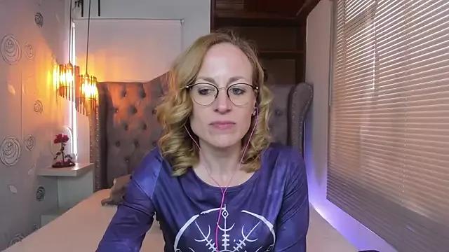 SammySanders from StripChat is Freechat