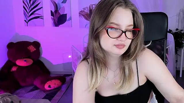 SandraHardin from StripChat is Freechat