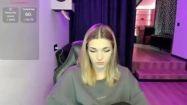 Teen sex cams free adult cams: check-out the satisfaction of conversing and c2c with our stunning models, who will teach you all about seduction and dreams with their smoking hot shapes.