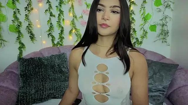 saorisworld from StripChat is Freechat