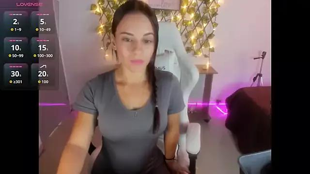 Teen sex cams free adult cams: check-out the satisfaction of conversing and c2c with our stunning models, who will teach you all about seduction and dreams with their smoking hot shapes.