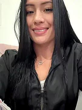 Sara_luna_ from StripChat is Freechat