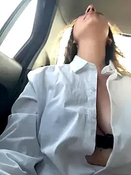 sarah_honey__ from StripChat is Freechat