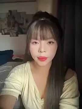 SarahBeii from StripChat is Freechat