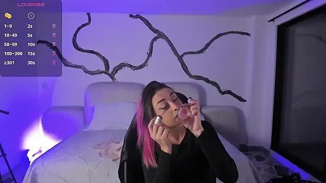 Teen sex cams free adult cams: check-out the satisfaction of conversing and c2c with our stunning models, who will teach you all about seduction and dreams with their smoking hot shapes.