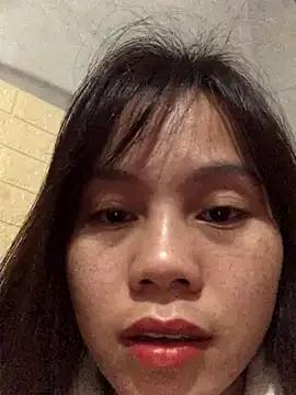 Sarahkiu from StripChat is Freechat