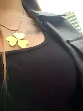 SarahXRusso from StripChat is Freechat