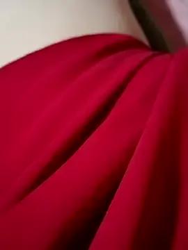 Sasa-squirt from StripChat is Freechat