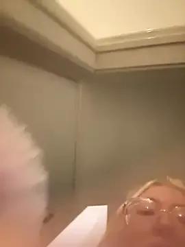 SashaMaexox from StripChat is Freechat