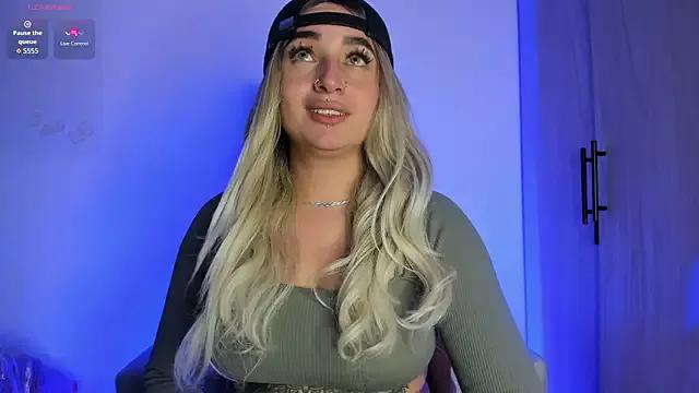 Teen sex cams free adult cams: check-out the satisfaction of conversing and c2c with our stunning models, who will teach you all about seduction and dreams with their smoking hot shapes.