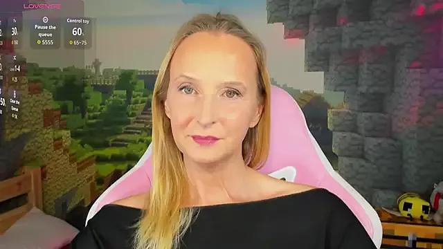 Teen sex cams free adult cams: check-out the satisfaction of conversing and c2c with our stunning models, who will teach you all about seduction and dreams with their smoking hot shapes.