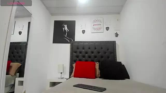 Teen sex cams free adult cams: check-out the satisfaction of conversing and c2c with our stunning models, who will teach you all about seduction and dreams with their smoking hot shapes.